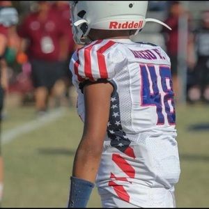 Meet your Posher, Diego